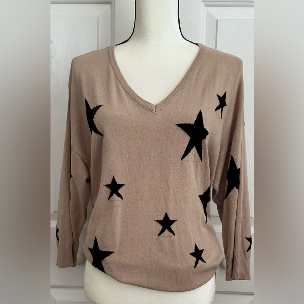 Ninety Tan Star Pattern sweater